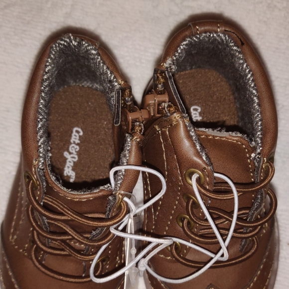 PRICE DROP! Cat & Jack Boots Brand New w/ Tags - Picture 5 of 6